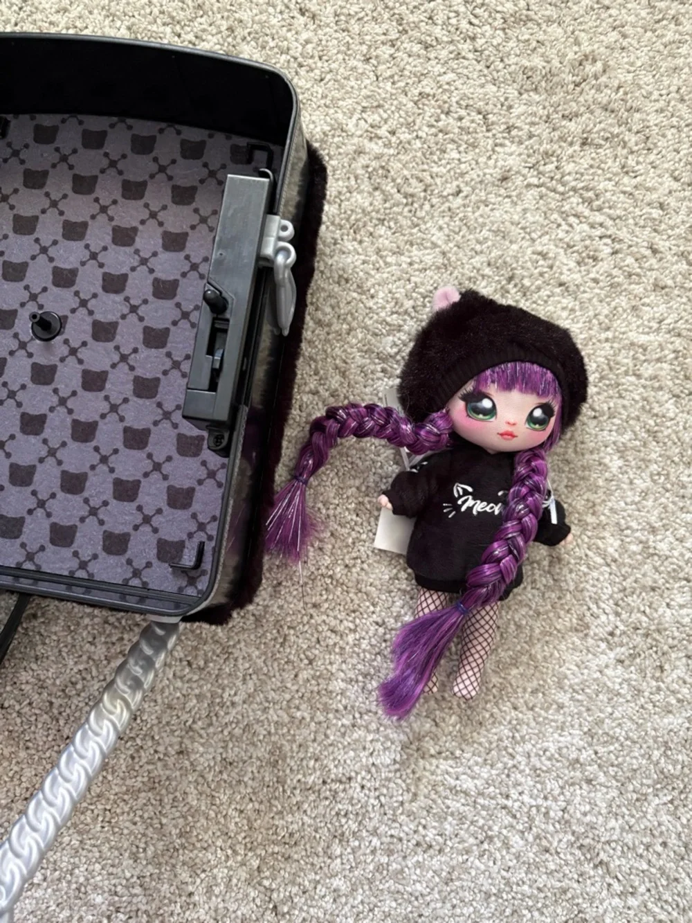 Na! Na! Na! Surprise plush Backpack Black Kitty w Limited Edition Doll Playset